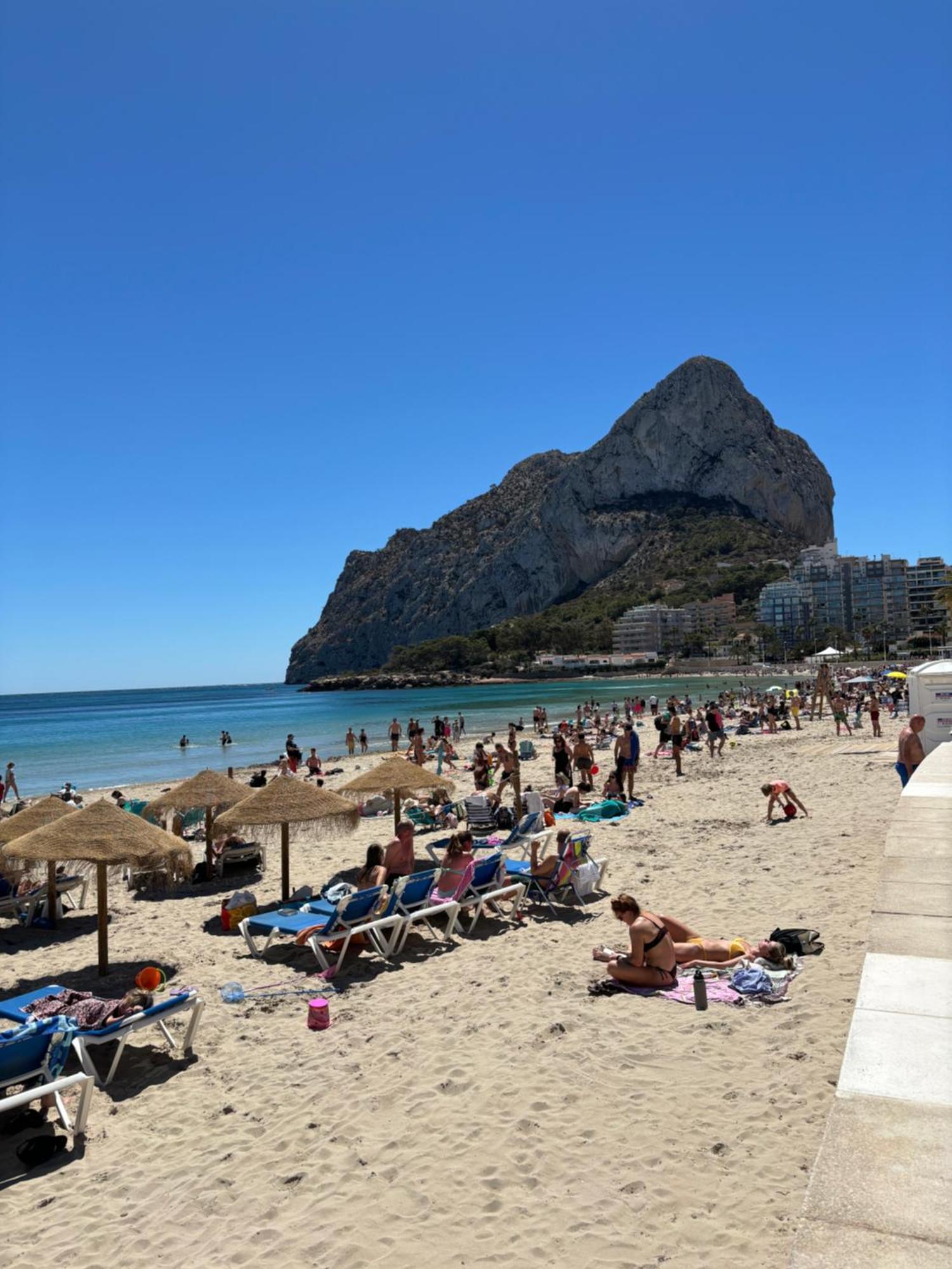 Nuevo Mexico Playa Vistas Al Mar 3 Habitaciones Piscina Y Garaje Calpe Bagian luar foto